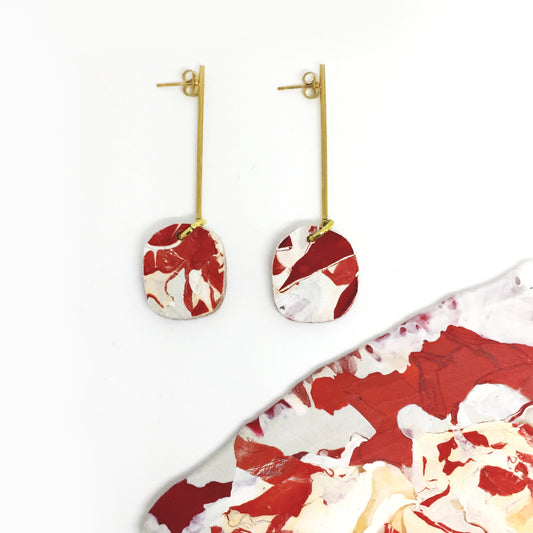red-circle-gold-stick-earrings