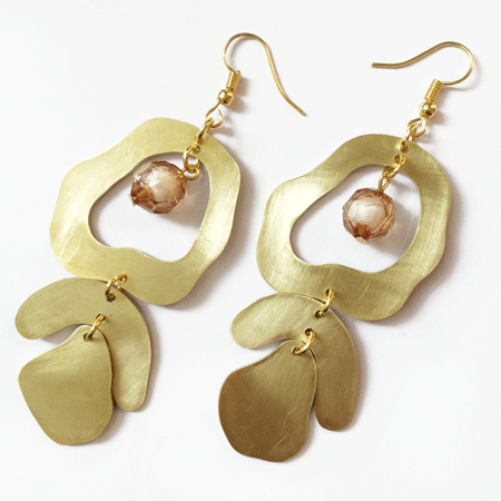 dangle_center_bead_copper_earrings