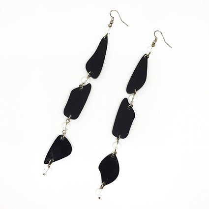 Maxi Statement Oval Shapes Earrings in Black